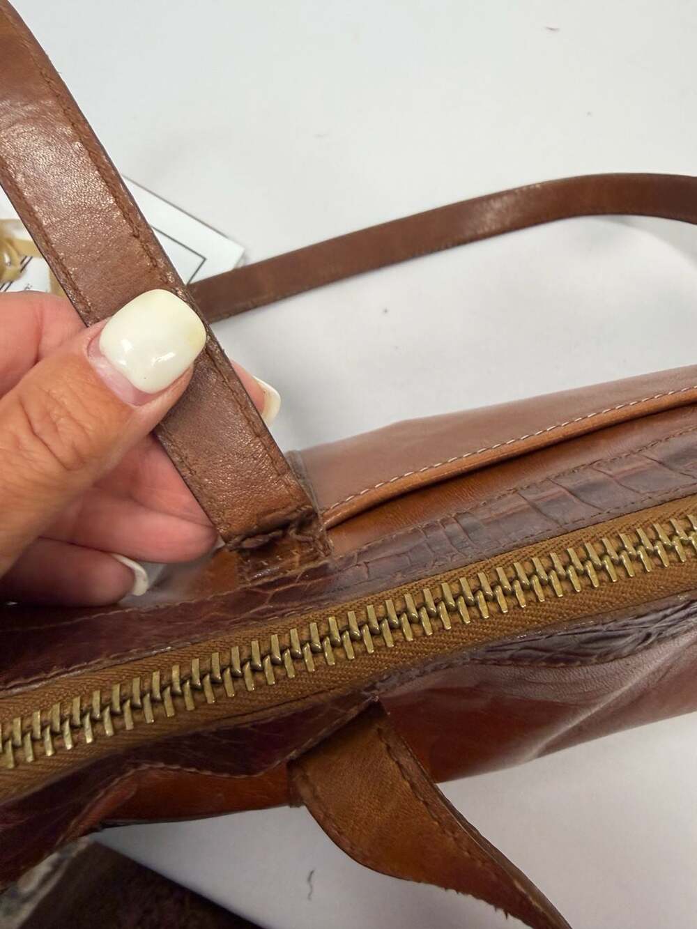 Brahmin Vintage Brown Leather Croco Embossed Shoulder Bag - Picture 6 of 8